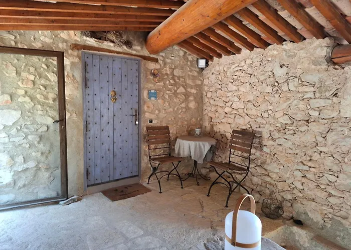 Le Domaine de Piedmoure, Gîtes et chambres, piscine, terrasses privatives